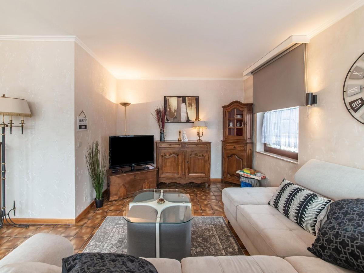 Beautiful Apartment For 7 Adults In Malmedy Exterior photo
